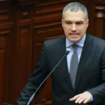 Salvador del Solar: Congreso busca inhabilitar a figuras con opciones diferentes